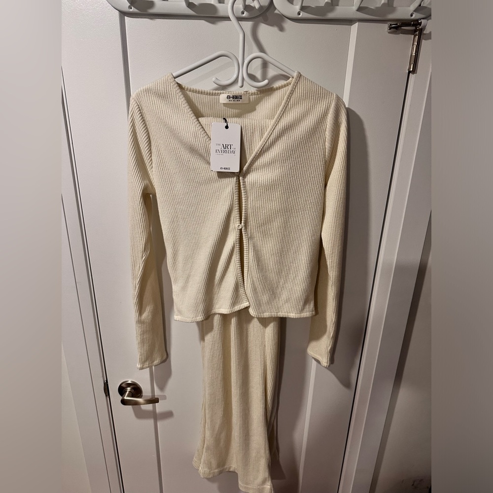 Knit Co-Ord Matching Set - Picture 2 of 5